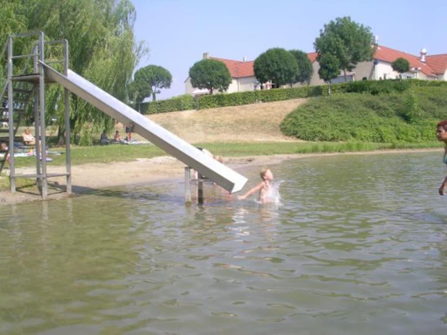 Gezellige Vakantiewoning Aan Het Water In Ewijk - Recreational Only No Workers Bagian luar foto