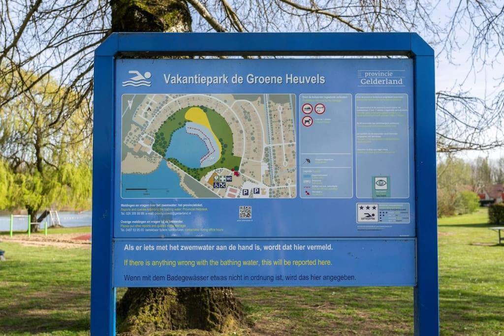 Gezellige Vakantiewoning Aan Het Water In Ewijk - Recreational Only No Workers Bagian luar foto